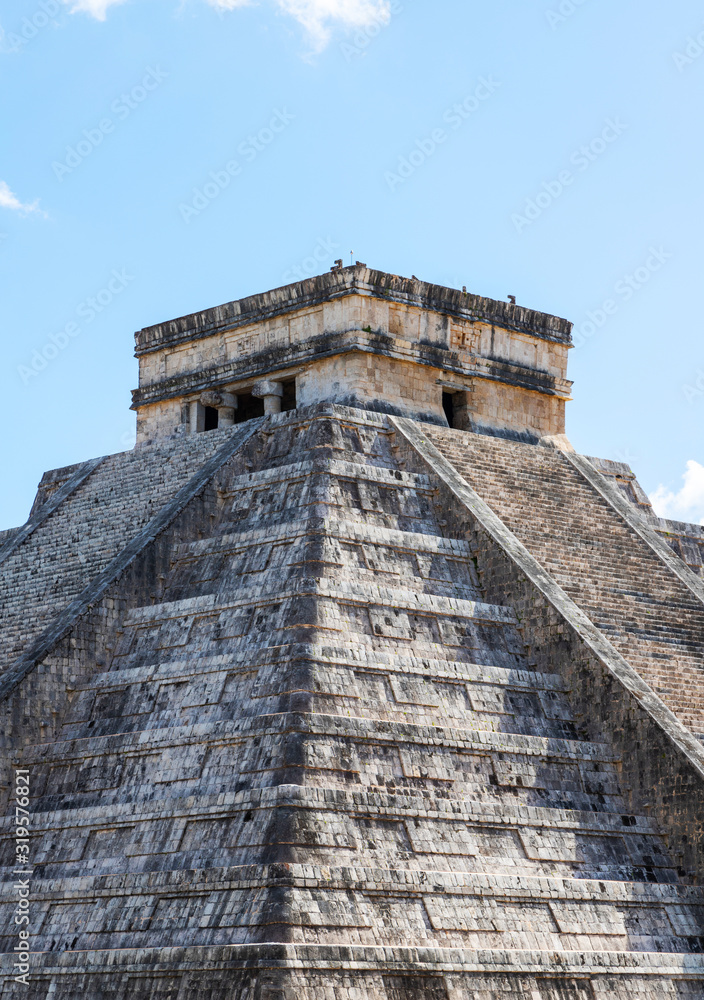 Pyramid of Kukulcan at Chichen Itza in Yucatan Peninsula, Mexico Pyramid of Kukulcan at Chichen Itza in Yucatan Peninsula, Mexico