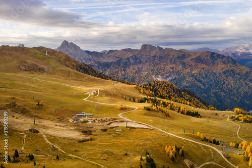 Beautiful landscape of mountains during autumn © Piotr Krzeslak