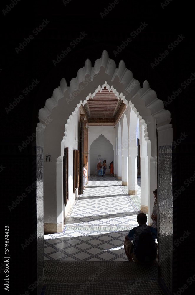 Fototapeta premium Palais de la Bahia à Marrakech - patio