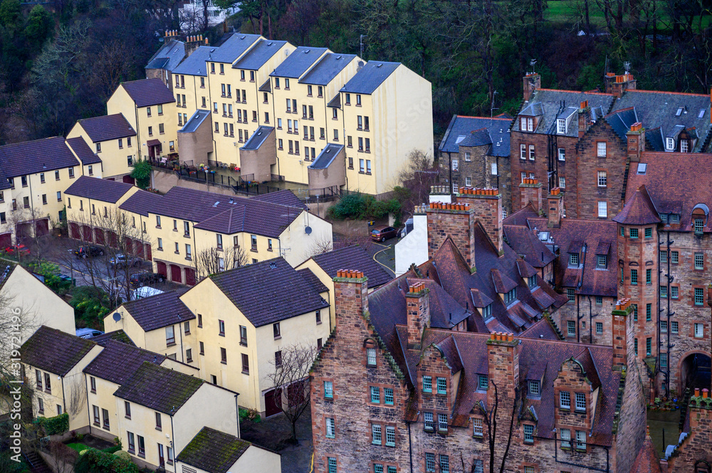 Obraz premium Top view on Dean village in old part of Edinburgh in morning hours, capital of Scotland
