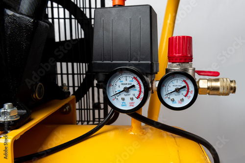 Canvastavla Air compressor on gray background