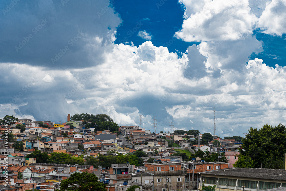 periferia de são paulo Brasil um dia de vera com nuvens no céu