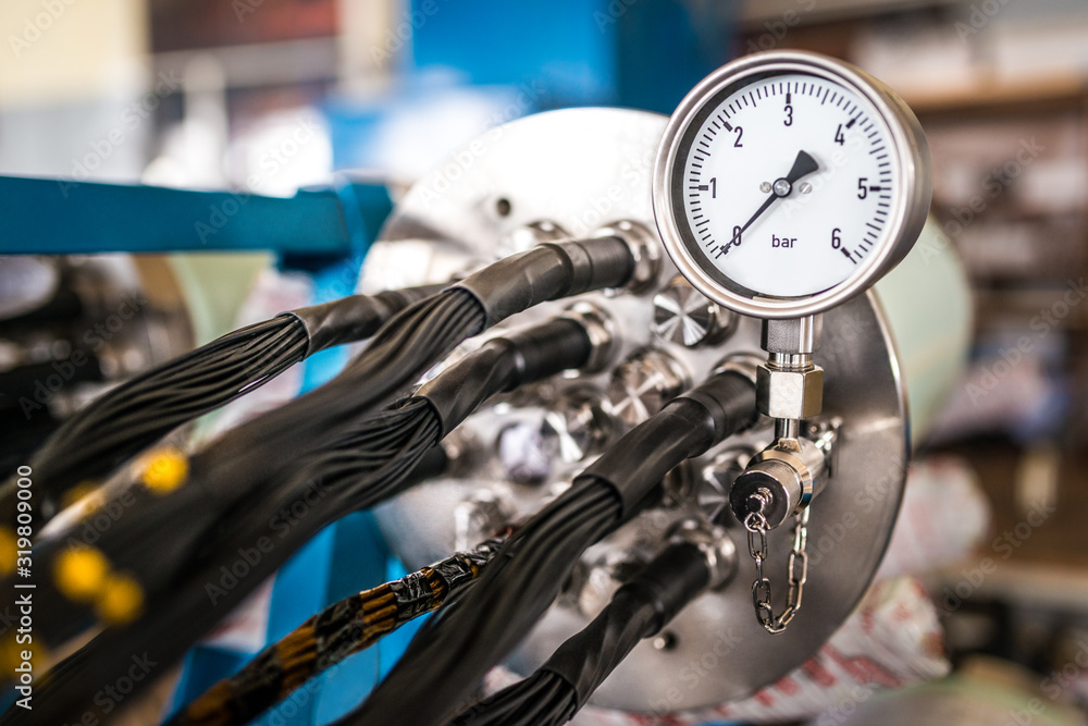 Industrial ten with a temperature regulator Industrial ten with a temperature regulator
