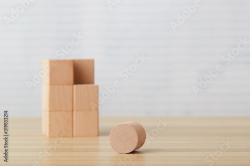 Tableau sur toile Wooden circle with wooden cubes