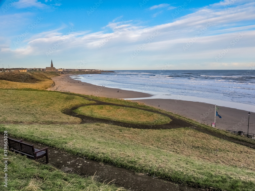 Standing prominently at the North end of the beach on Tynemouth Longsands, we have amazing views of the beach towards Cullercoats and towards Tynemouth Priory/Castle and Tynemouth North Pier.