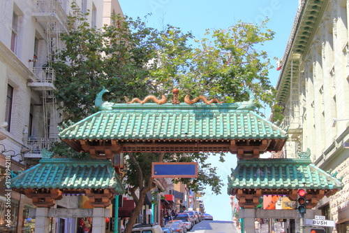 Dragon's Gate, the entrance to San Fransisco's China Town