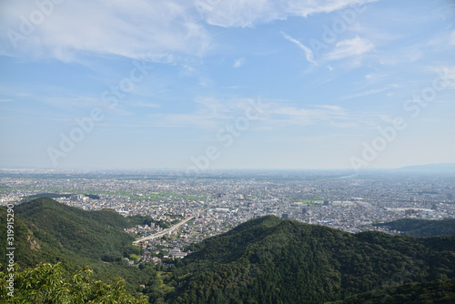 Gifu, Japan, mountain and city © Tonic Ray Sonic