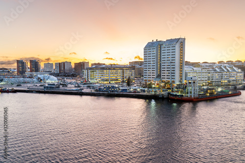 Photography Beautiful winter cityscape sunset