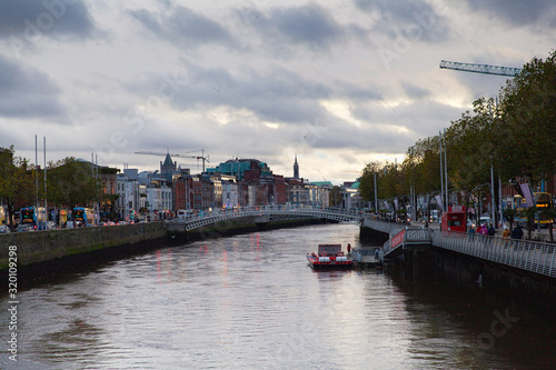 Photography Ha'penny Bridge,Dublin, Ireland