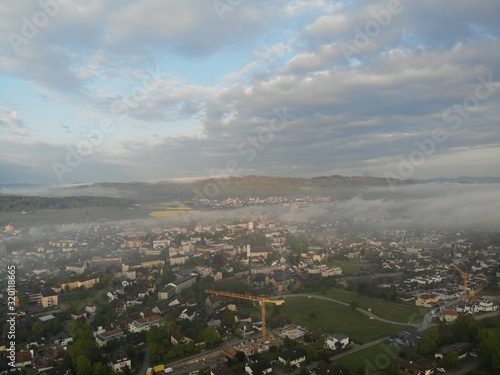 DJI Morgen   ber der Stadt 