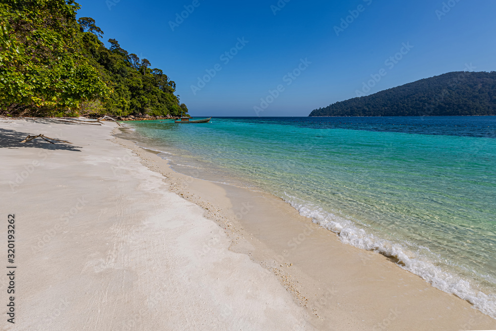 Rawi Island white sand clear water, Satun Province, Thailand Rawi Island white sand clear water, Satun Province, Thailand