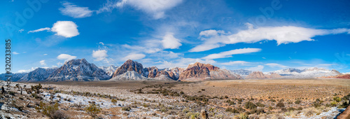 Canvas Print Winter snowy landscape of the famous Red Rock Canyon