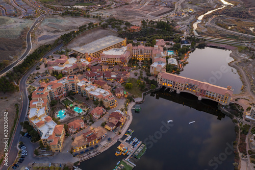 Canvas Print Sunset aerial view of the beautiful Lake Las Vegas area