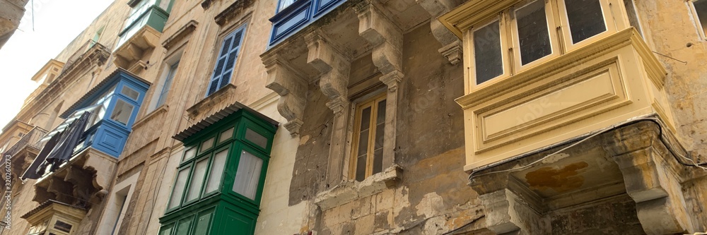 facade of old house in Valletta malta