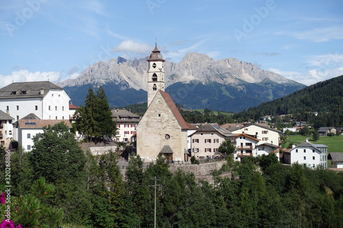 Deutschnofen mit Latemar © Fotolyse