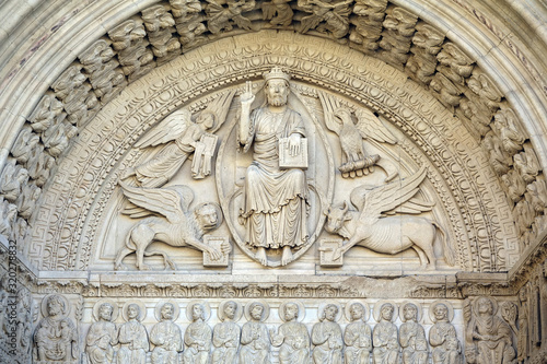 Eingang der Kirche St. Trophime in Arles