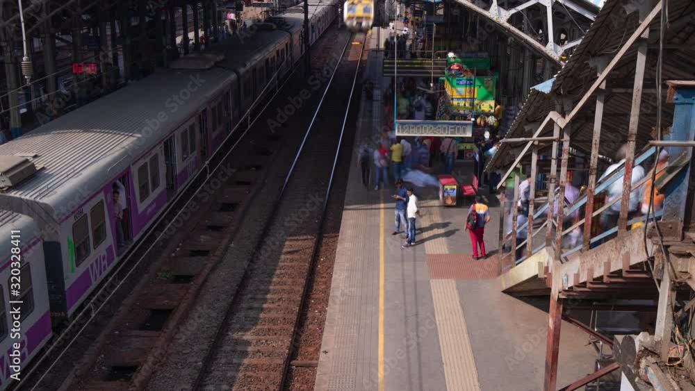 Timelapse of passengers getting on and off a local Mumbai Train