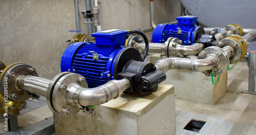 Foto Industrial fuel transfer pump supply emergency diesel generator system