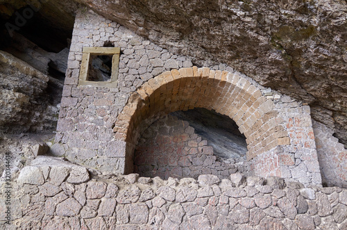 Obraz na płótnie Golitsyn Grotto, a tourist route in the mountains of the southern coast of Crimea, Novyi Svet Village, Republic of Crimea w salonie