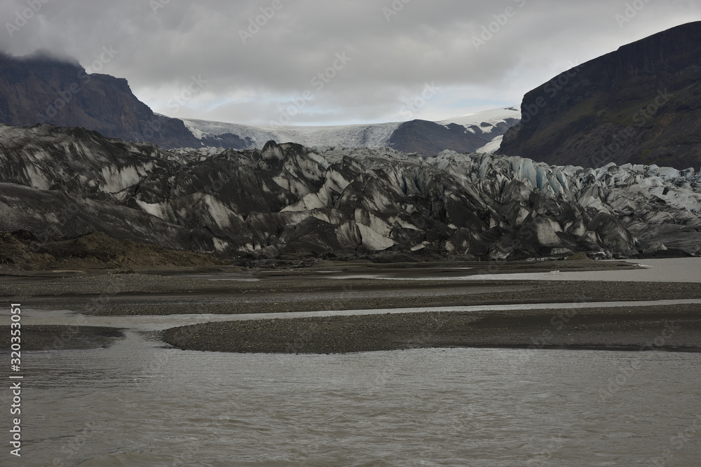 Iceland, National Park of Vatnajökull, Largest glacier in Europe, Iceberg adrift 