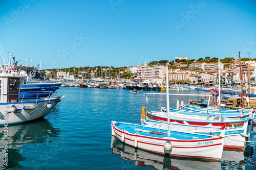 boats in cassis