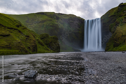Fototapeta Naklejka Na Ścianę i Meble -  Skógafoss, a massive waterfall in Iceland