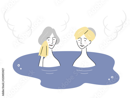 温泉に入るシニア女性