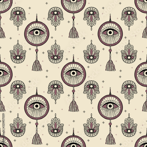 Seamless pattern dream catcher.Vintage bohemian drawing style.