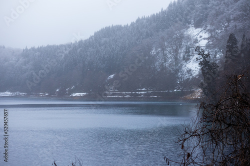 冬の田沢湖 雪景色