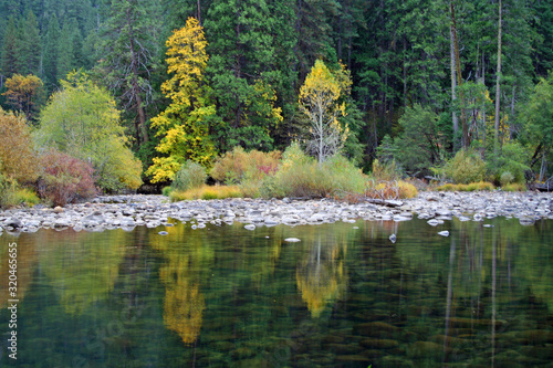 Fototapeta Naklejka Na Ścianę i Meble -  Autumn Reflection on the Merced River (CA 02599)