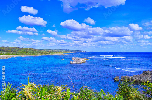 宮古島の南海岸線。シギラ湾の風景