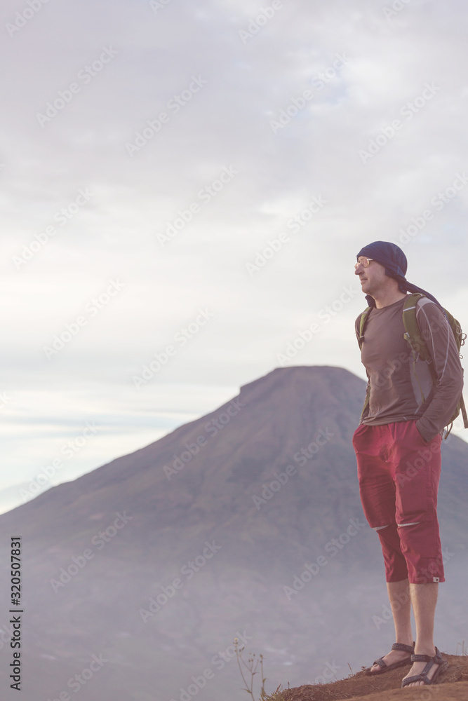 Fototapeta premium Hike in Indonesia