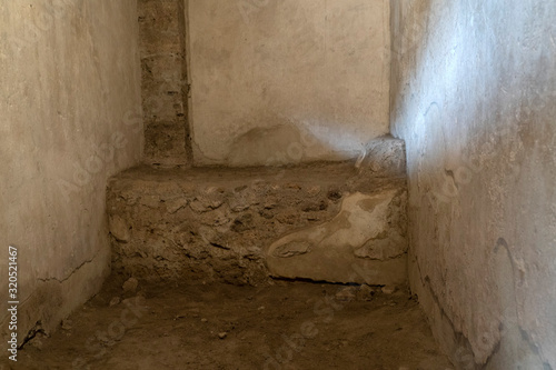 Tablou pe pânză pompei ruins pleasure house brothel