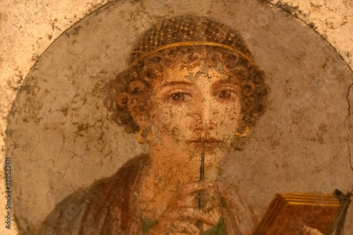 pompei ruins paintings and mosaic