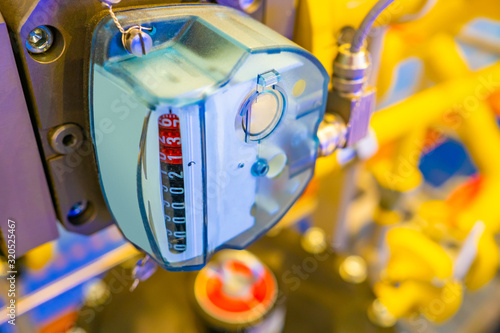 The meter on the yellow pip...