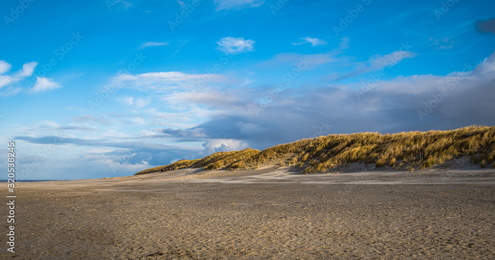 abendlicher Strandsparziergang abendlicher Strandsparziergang