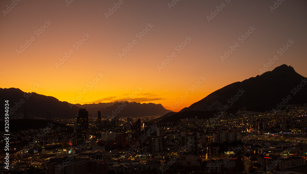 Fototapeta premium Sunset view in Monterrey Mexico
