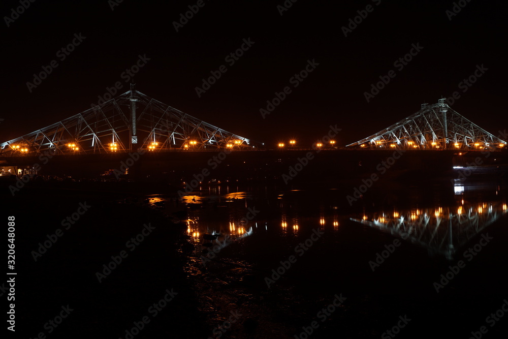 Fototapeta premium The Loschwitzer bridge in Dresden at night. It is called