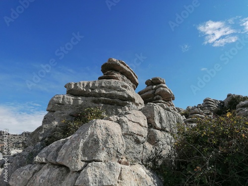 Torcal de Antequera, provincia de Málaga, Andalucía, España La forma única de las rocas se debe a la erosión que ocurrió hace 150 millones de años.   © nykaly