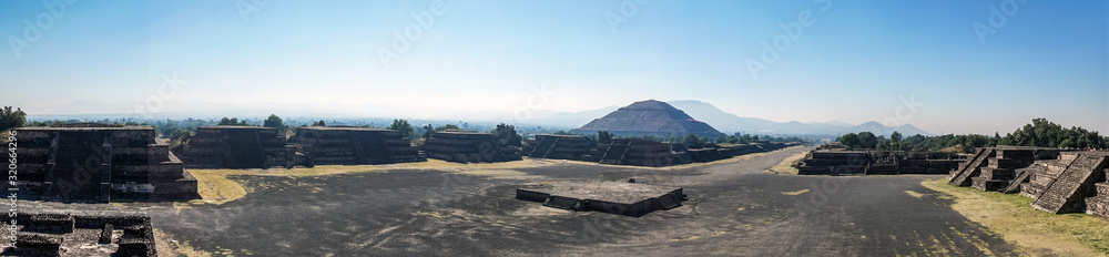 Teotihuacan Archaeological Site In an area of 264 hectares, you'll see the main complex of monumental buildings such as the Avenue of the Dead