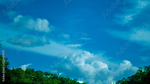 blue sky and clouds © Jose