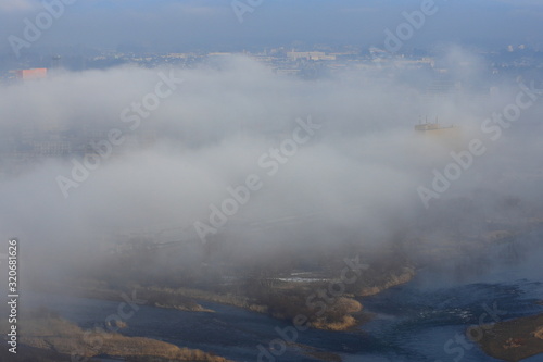 岩手県　奥羽山脈と雲海 © yspbqh14