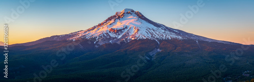 Mount Hood Panorama - Oregon - Mountains © Riley Smith Photos