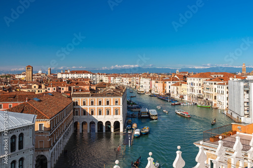 Blick   ber Venedig auf den Canale Grande