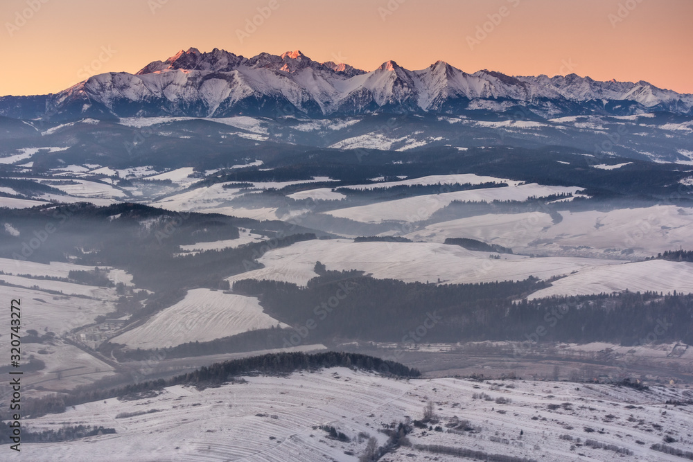 Fototapeta premium Pieniny Mountains winter view from Trzy Korony Peak, Poland
