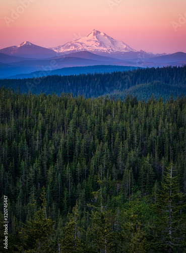 Mt Jefferson - Oregon - Mountain - Sunset © Riley Smith Photos