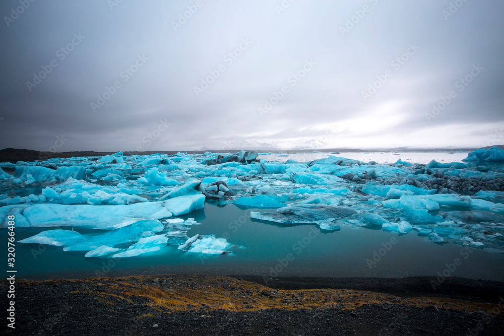 Fototapeta premium Blue ice in the sea