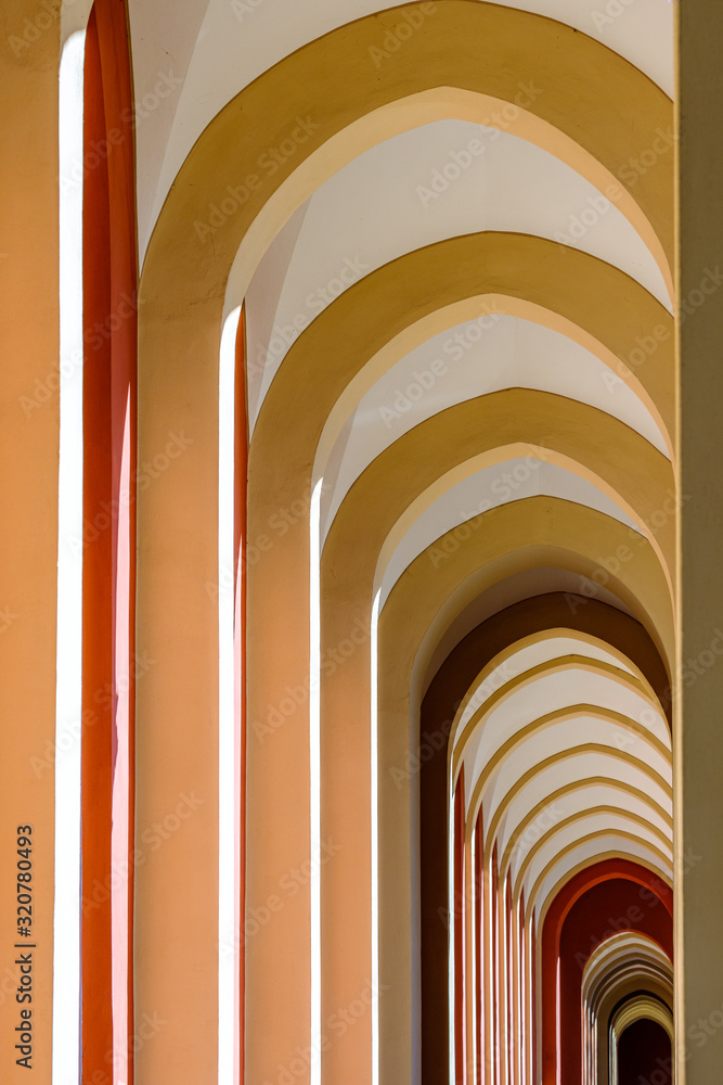 Fototapeta premium old archway - nice background