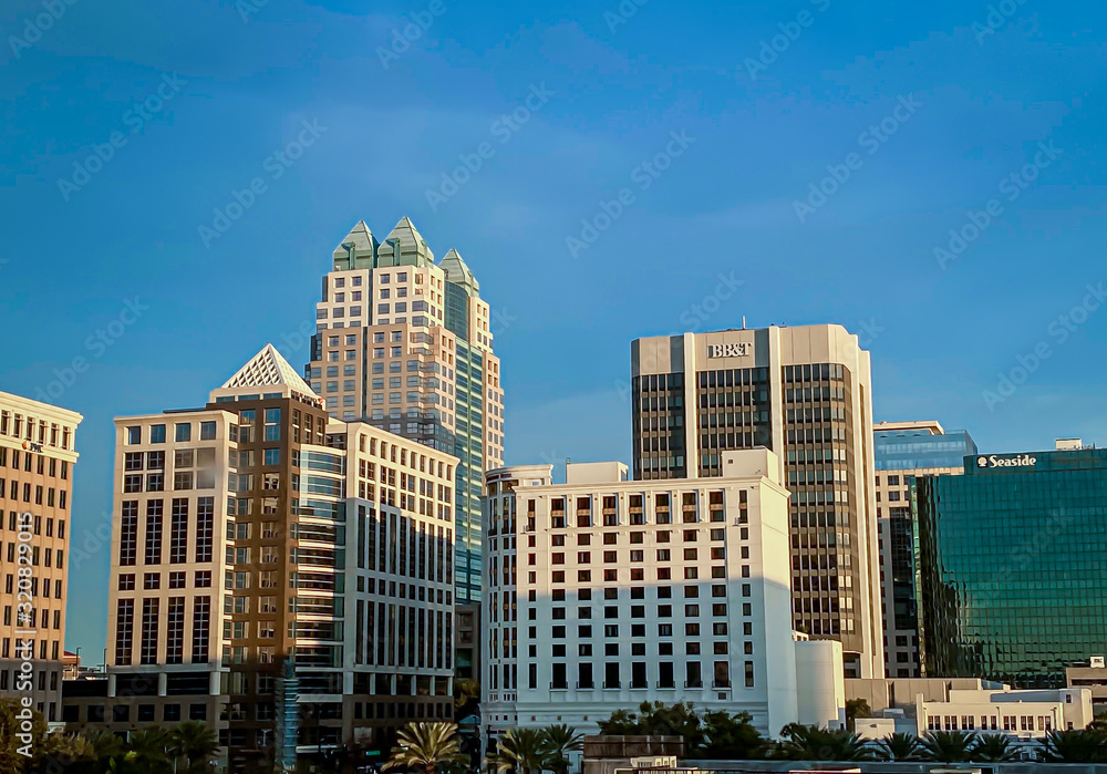 Fototapeta premium Downtown Orlando Skyscraper Cityscape Morning Sunrise