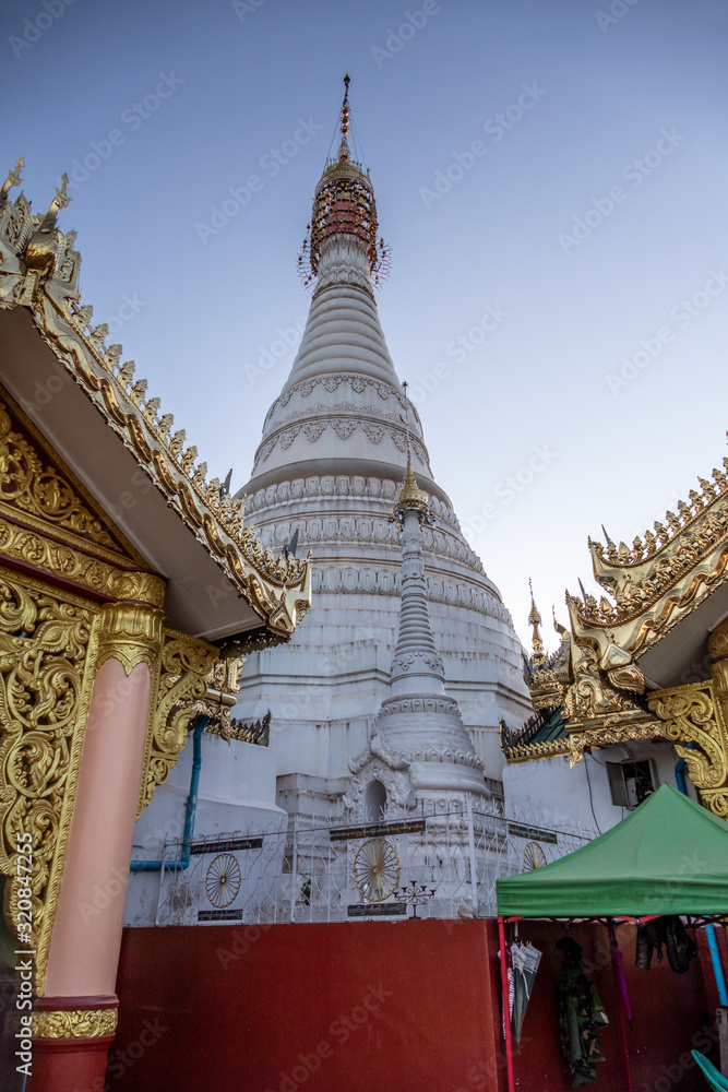 Fototapeta premium Stupas at Kakku Pagoda